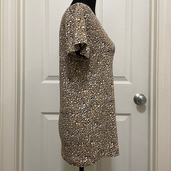 J.Crew Studio Tee Casual Crew Neck Top Cotton Leopard Print Shirt Short Sleeve M - Picture 5 of 9